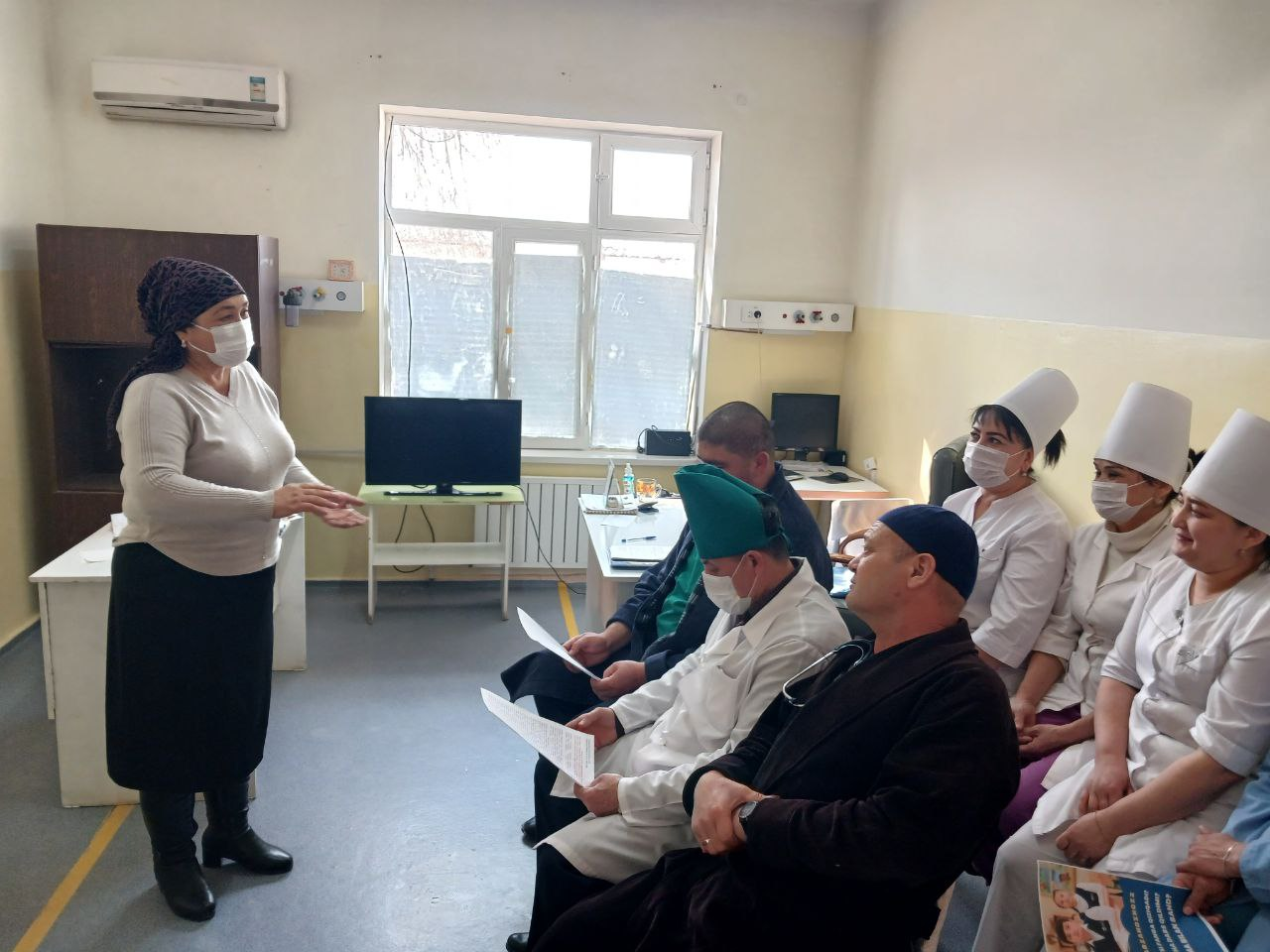 Кизамик касаллигининг диагностикаси ва профилактикаси тугрисида юкумли касалликлар булимида маьруза укилди ва эслатмалар таркатилди.